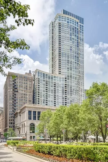 130 N Garland Ct #2711-12, Chicago, IL 60602