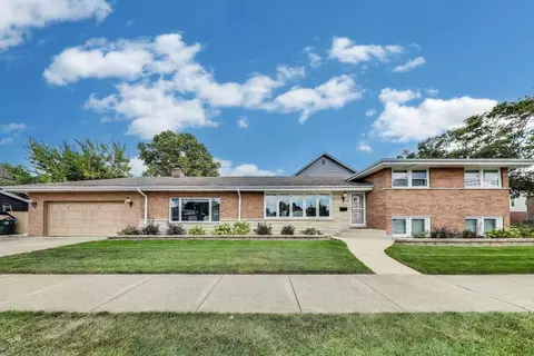 2121 W Sibley St, Park Ridge, IL 60068