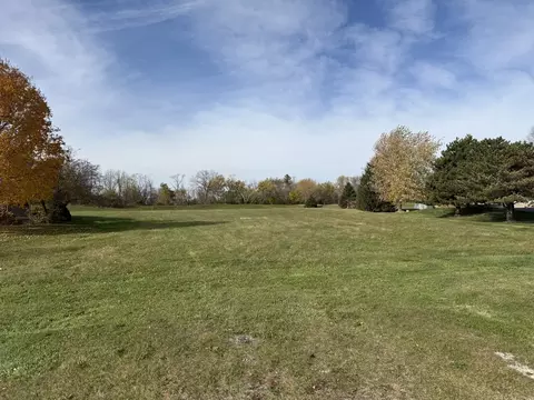 4914 Patty Ln, Ringwood, IL 60072