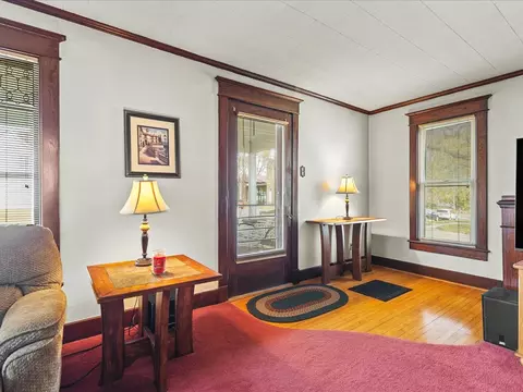 Entry Way - 125 E 5th St, Pecatonica, IL 61063 photo 1 of 1