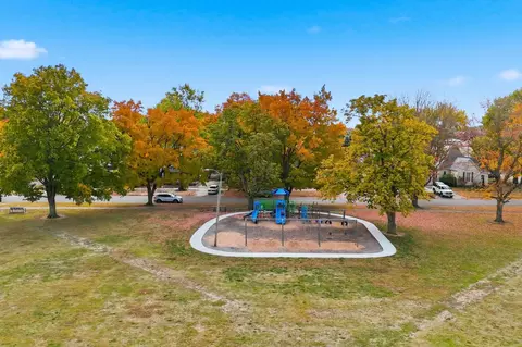 View/Area - 1205 Champaign Ave, Mattoon, IL 61938 photo 2 of 3