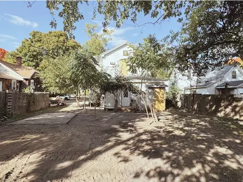 Exterior - 1205 Champaign Ave, Mattoon, IL 61938 photo 4 of 4