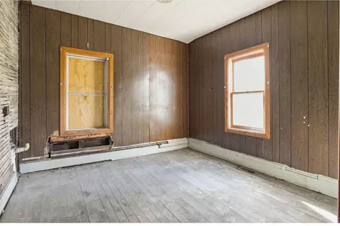 Bedroom - 1205 Champaign Ave, Mattoon, IL 61938 photo 2 of 4