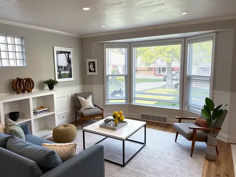 Living - 17107 Longfellow Ave, Hazel Crest, IL 60429 photo 1 of 3