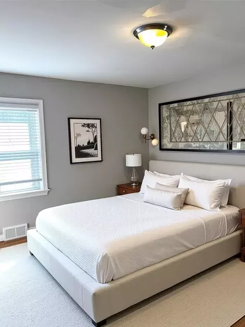 Bedroom - 17107 Longfellow Ave, Hazel Crest, IL 60429 photo 3 of 5