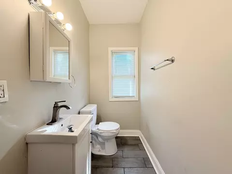 Bath - 12210 S Normal Ave, Chicago, IL 60628 photo 1 of 2