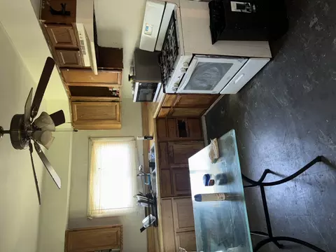 Kitchen - 16029 Circle Dr, Markham, IL 60428 photo 1 of 2