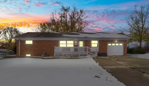 Exterior - Undisclosed, Roberts, IL 60962 photo 1 of 4