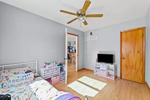 Bedroom - Undisclosed, Roberts, IL 60962 photo 2 of 6