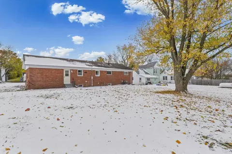 Exterior - Undisclosed, Roberts, IL 60962 photo 4 of 4