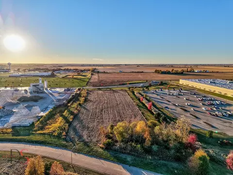 View/Area - 000 E Dayton Rd, Ottawa, IL 61350 photo 9 of 10