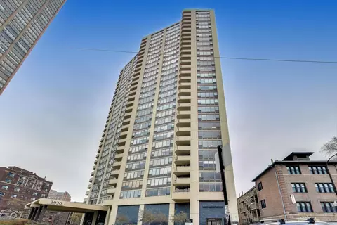 3930 N Pine Grove Ave #2912, Chicago, IL 60613