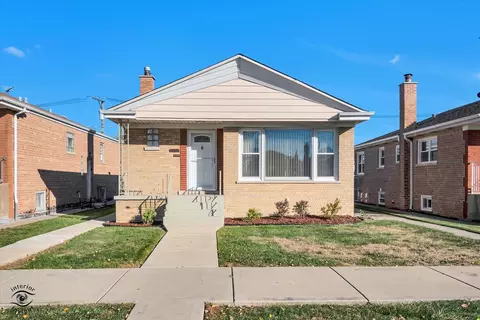 5819 S Mason Ave, Chicago, IL 60638