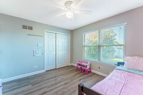 Bedroom - 2108 Brookshire Estates Ct, Plainfield, IL 60586 photo 5 of 8