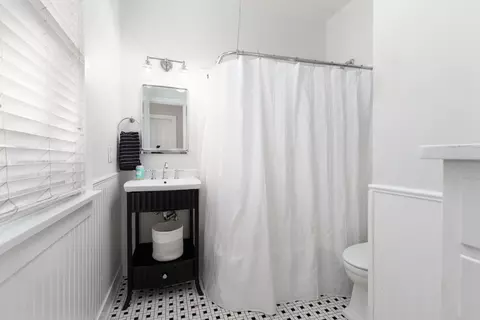 105 S Wright St, Naperville, IL 60540 photo 25