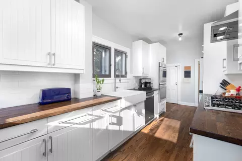 105 S Wright St, Naperville, IL 60540 photo 23