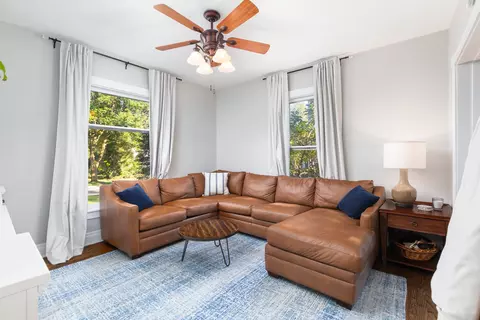 105 S Wright St, Naperville, IL 60540 photo 18