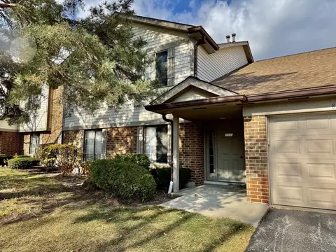 1640 W Partridge Ln #7, Arlington Heights, IL 60004