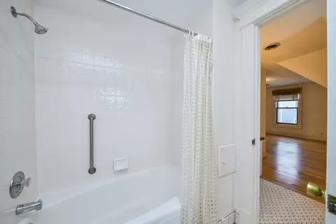 Bath - 116 S Wright St, Naperville, IL 60540 photo 3 of 4