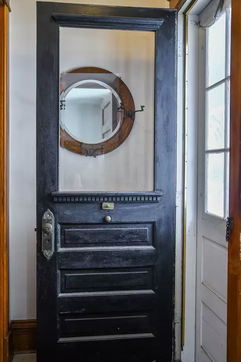 Entry Way - 116 S Wright St, Naperville, IL 60540 photo 1 of 5