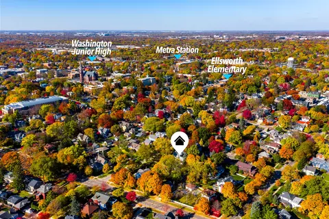 View/Area - 116 S Wright St, Naperville, IL 60540 photo 6 of 9