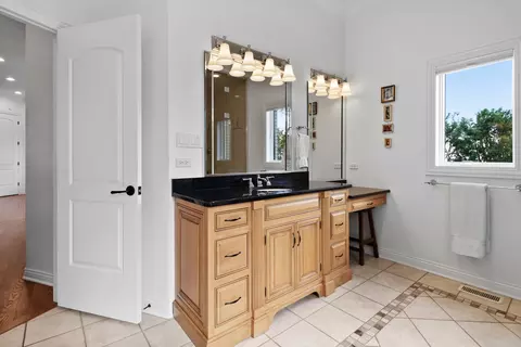 Bath - 1838 Ada Ln, Munster, IN 46321 photo 2 of 5