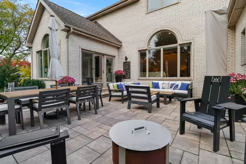 Exterior - 1838 Ada Ln, Munster, IN 46321 photo 7 of 10