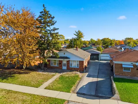 11601 S Kedzie Ave, Merrionette Park, IL 60803