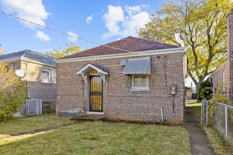Exterior - 8550 S Jeffery Blvd, Chicago, IL 60617 photo 1 of 3