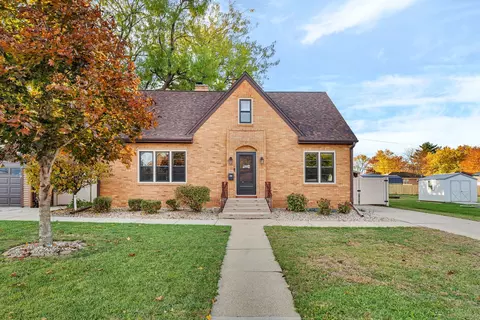 405 W Bluff St, Streator, IL 61364