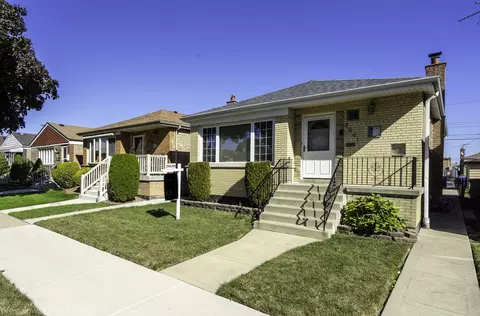 4841 S Lawler Ave, Chicago, IL 60638
