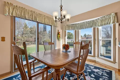 3610 Lakeview Dr, Algonquin, IL 60102 photo 4