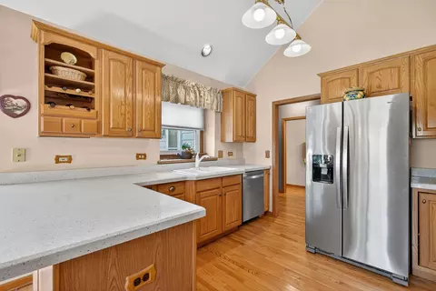 3610 Lakeview Dr, Algonquin, IL 60102 photo 6