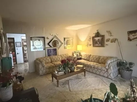 Living - 2732 Circle Dr, Markham, IL 60428 photo 2 of 5