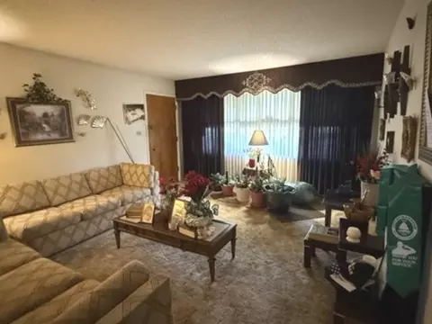 Living - 2732 Circle Dr, Markham, IL 60428 photo 1 of 5