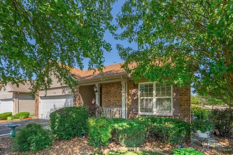17120 Carlislie Ln, Lockport, IL 60441