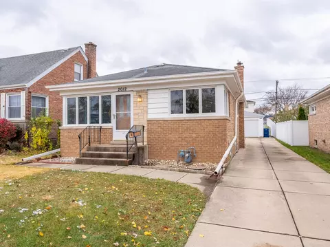 2012 N Taft Ave, Berkeley, IL 60163