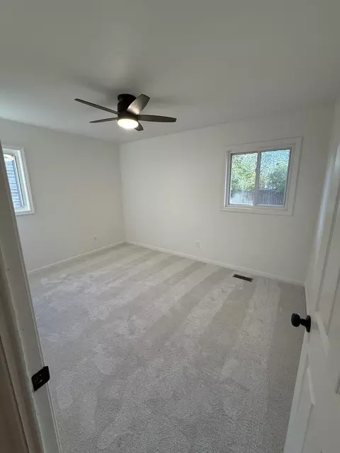Bedroom - 1309 Maplepark Dr, Champaign, IL 61821 photo 2 of 7