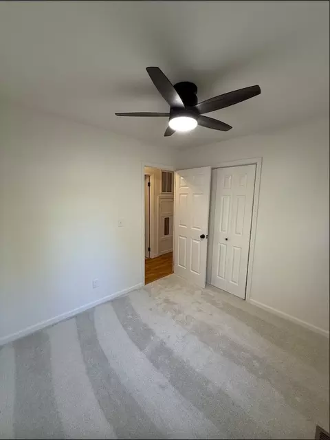 Bedroom - 1309 Maplepark Dr, Champaign, IL 61821 photo 5 of 7