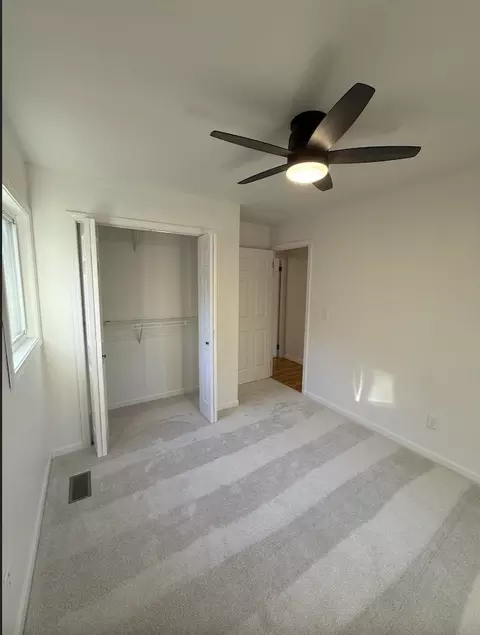 Bedroom - 1309 Maplepark Dr, Champaign, IL 61821 photo 4 of 7