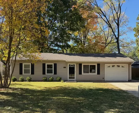 1309 Maplepark Dr, Champaign, IL 61821