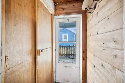 Entry Way - 215 Second St, Elgin, IL 60123 photo 1 of 2
