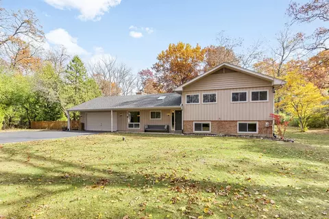 185 Kimberly Rd, North Barrington, IL 60010