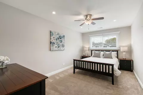 Bedroom - 17438 W Walnut Ln, Gurnee, IL 60031 photo 3 of 3