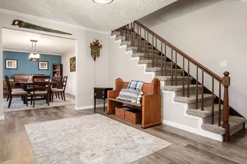 Entry Way - 11948 Southgate Rd, Roscoe, IL 61073 photo 2 of 4