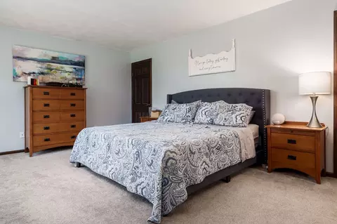 Bedroom - 11948 Southgate Rd, Roscoe, IL 61073 photo 2 of 7
