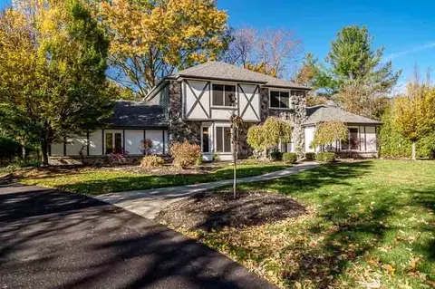 Exterior - 11948 Southgate Rd, Roscoe, IL 61073 photo 4 of 15
