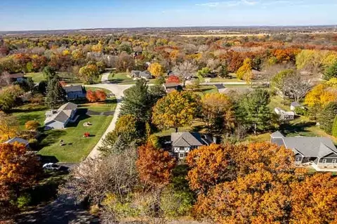 View/Area - 11948 Southgate Rd, Roscoe, IL 61073 photo 2 of 10