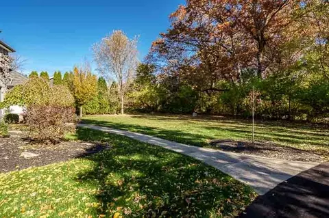 Exterior - 11948 Southgate Rd, Roscoe, IL 61073 photo 5 of 15