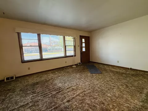 Living - 306 N 7th St, Cornell, IL 61319 photo 1 of 2
